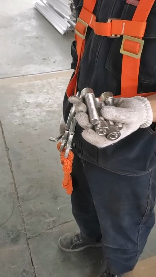 Video for bolts replacement procedure